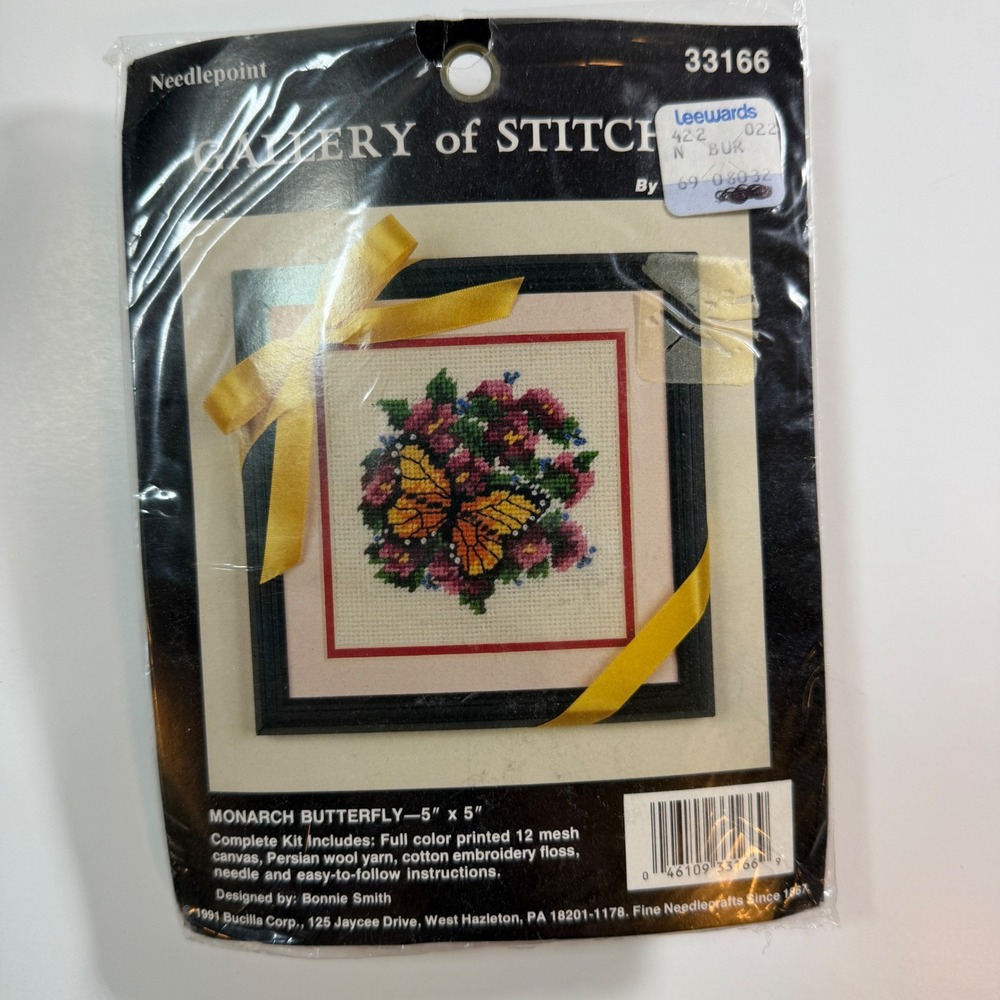 Bucilla Gallery of Stitches Monarch Butterfly Needlepoint Kit 33166 Vintage 1991